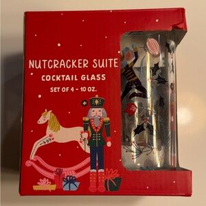 NWT Holiday Nutcracker 4, 10oz Glasses